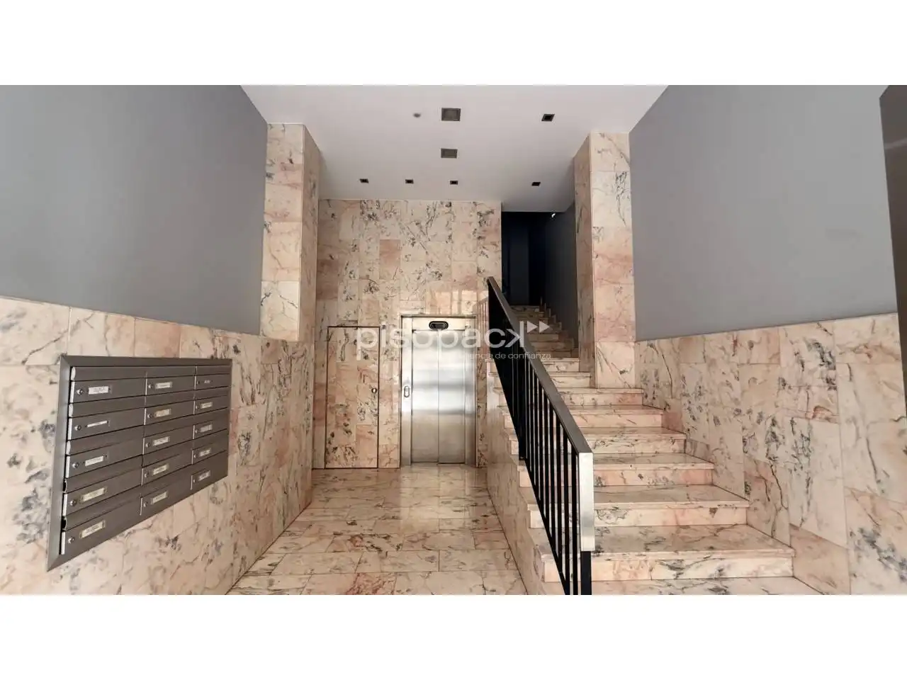 Flat for sale in  Pamplona / Iruña  with Heating, Parquet flooring and Storage room