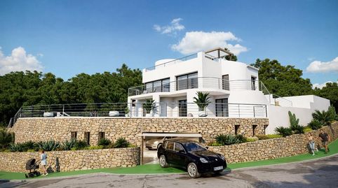 Villa de 4 dormitorios y 4 baños con piscina y terraza en Altea, imatge 3
