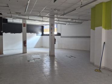 Local comercial en venta en Avinguda de la Generalitat de Catalunya
