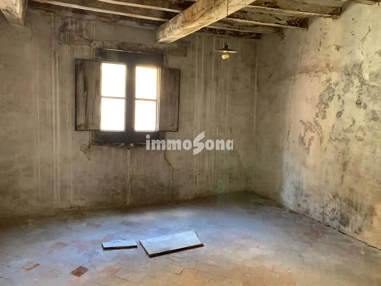 Sala de estar de Edificio en venta en Olot