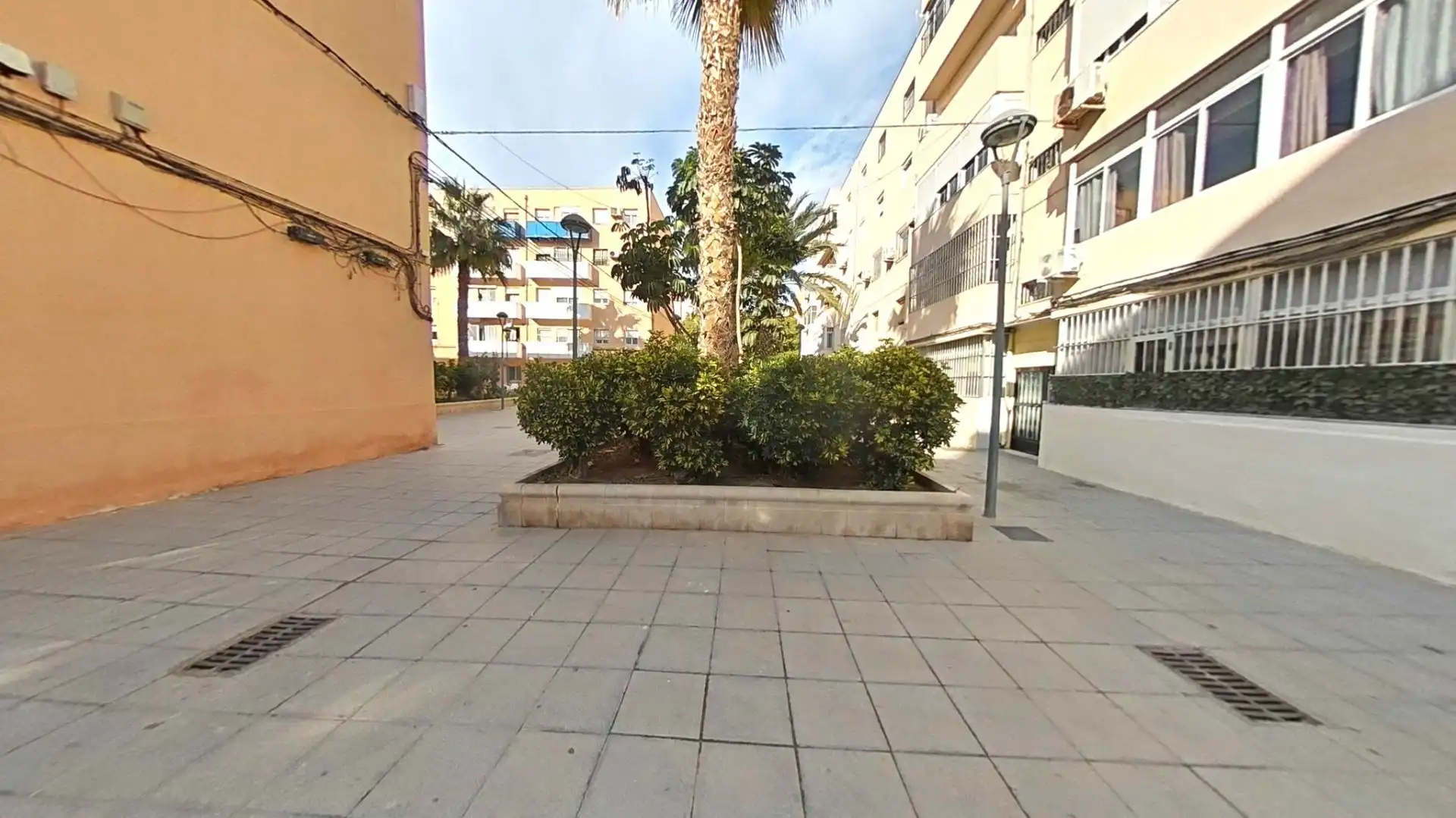 Vista exterior de Pis en venda en Almería