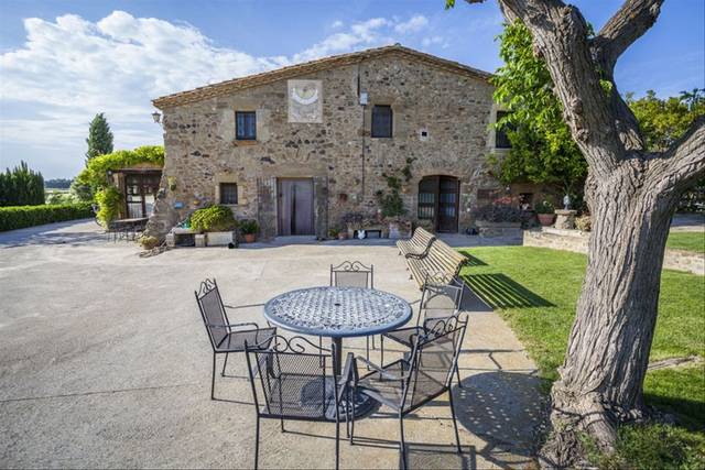 Casa-chalet en Venta en Carrer Fora Muralla-pubol, 9 en La Pera
