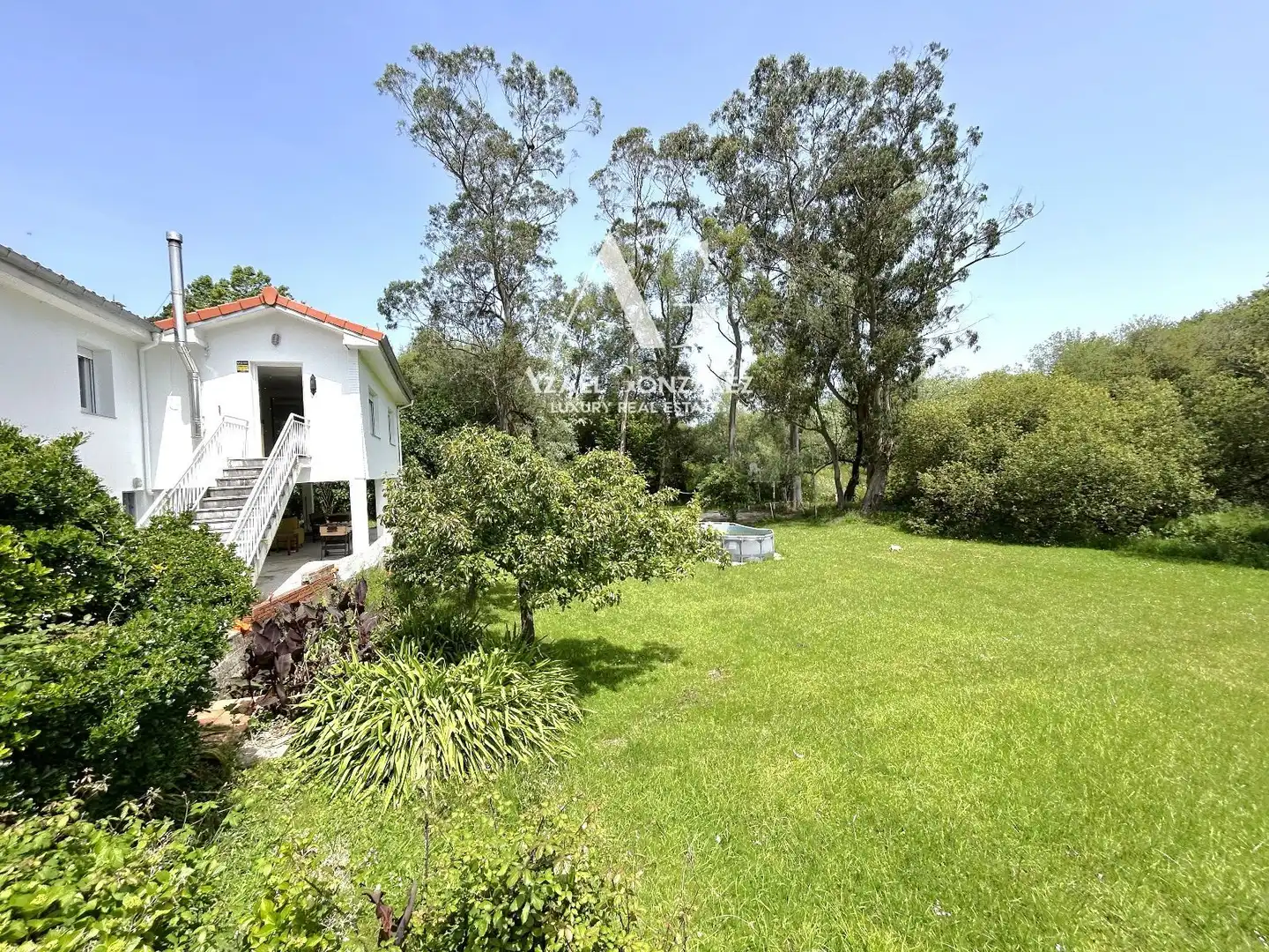 Garden of Houses for sale in Miengo  with Heating and Furnished