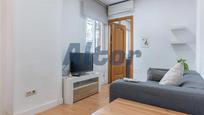 Living room of Flat for sale in  Madrid Capital  with Air Conditioner, Heating and Furnished