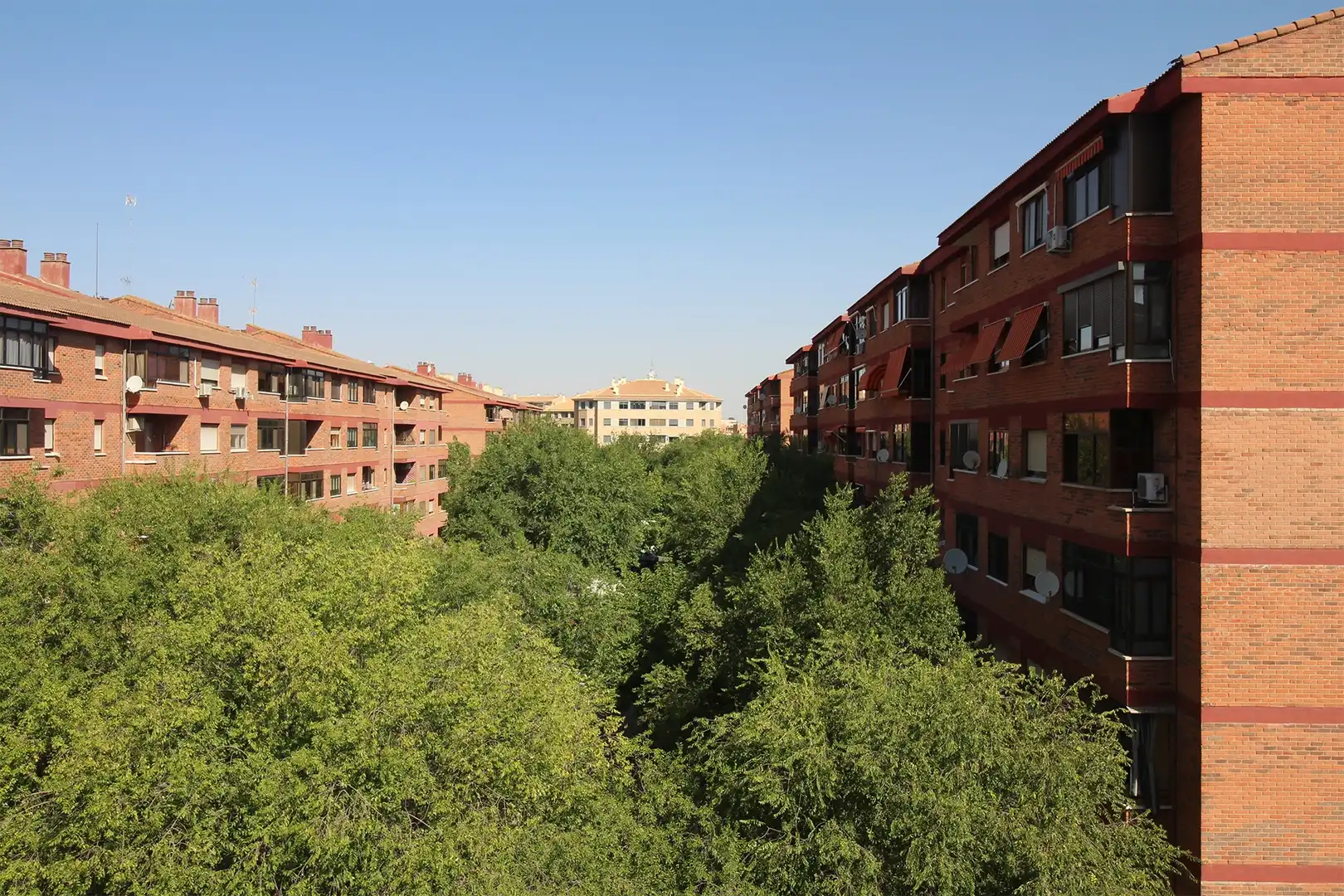 Exterior view of Flat for sale in Albacete  with Air Conditioner, Heating and Furnished