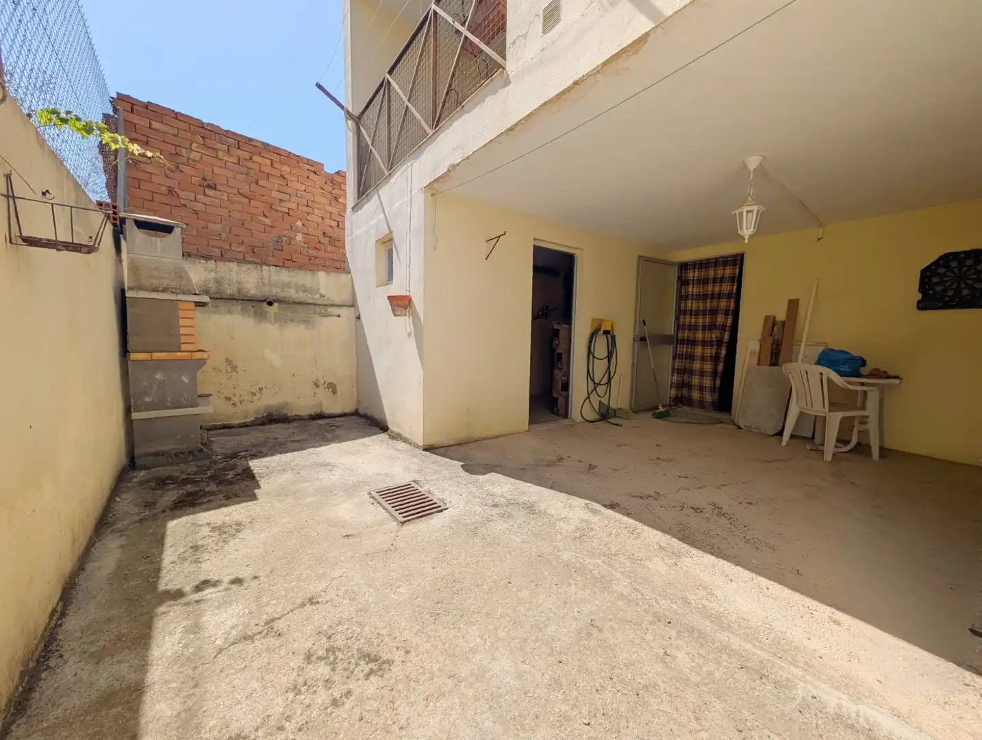 Casa adosada en venda en La Puebla de Híjar amb Calefacció, Terrassa i Traster