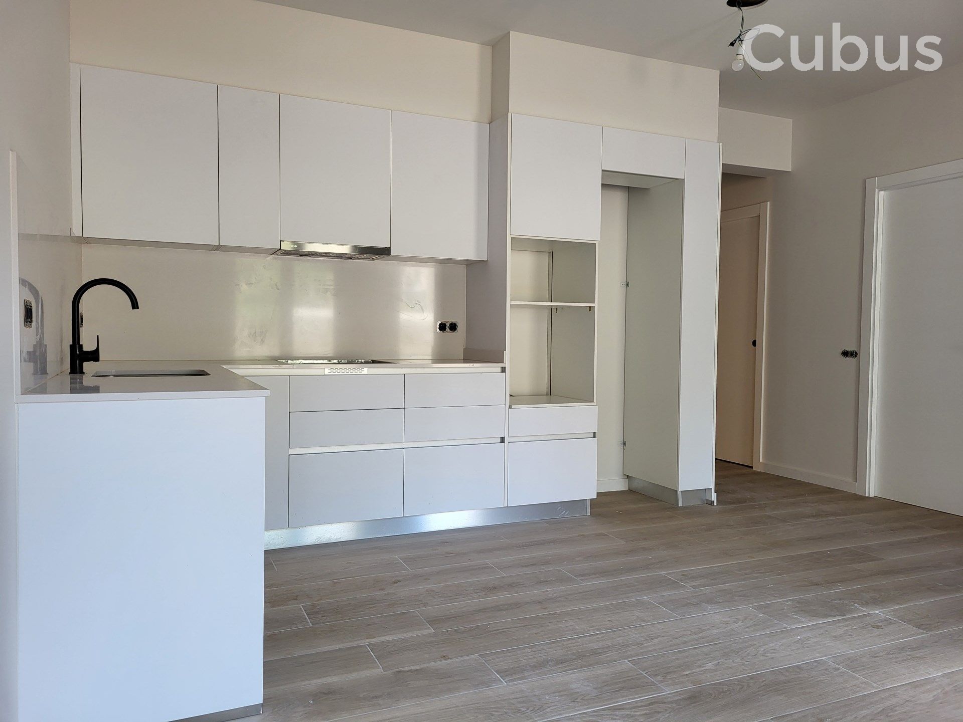 Kitchen of Planta baja for sale in Olot  with Air Conditioner, Heating and Balcony