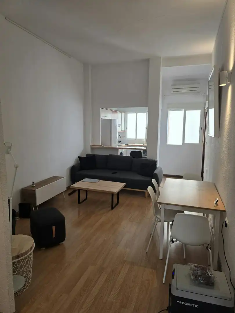 Wohnung zur Miete in N/A, Mont-Olivet