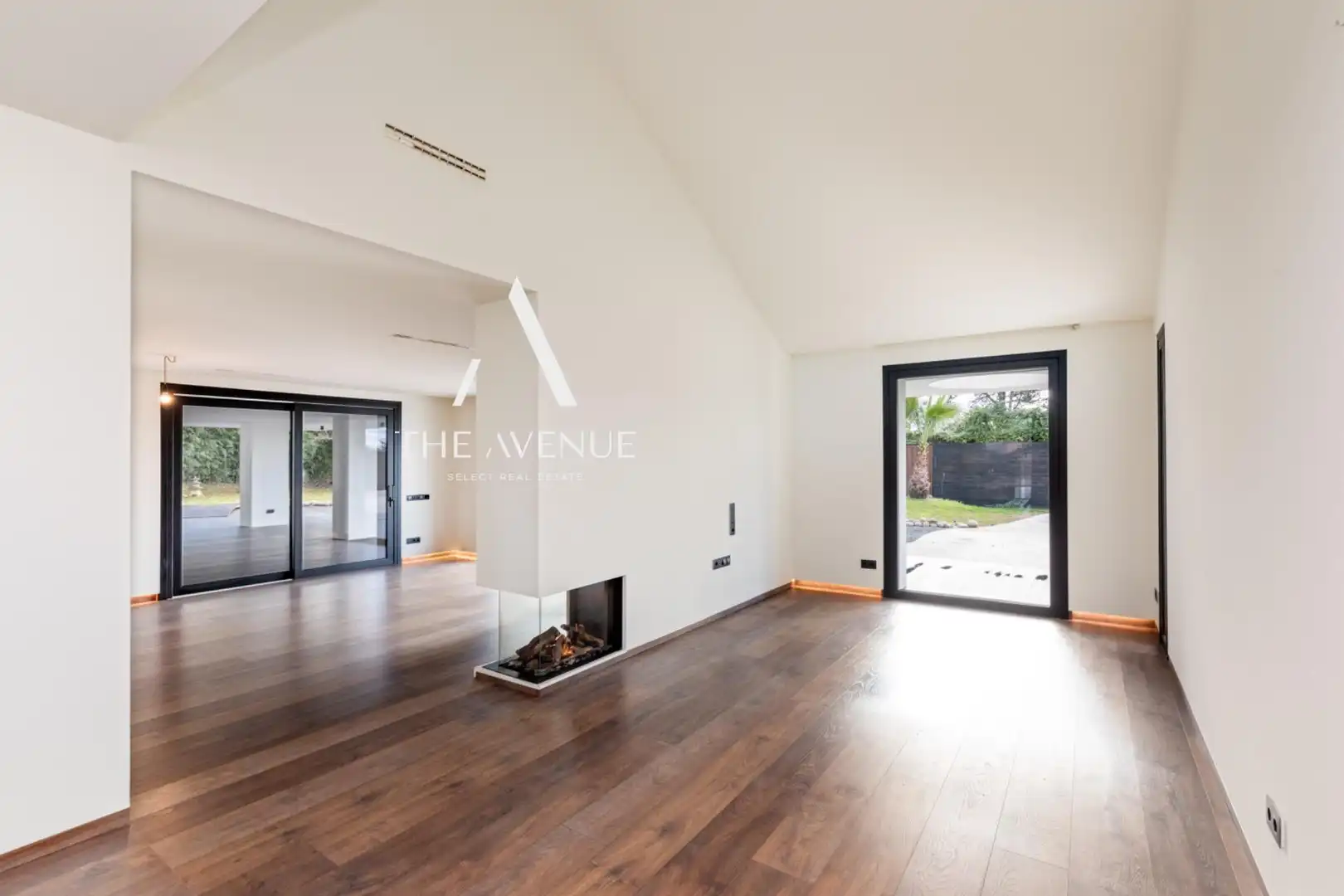 Sala de estar de Casa o chalet en venta en Boadilla del Monte con Calefacción, Jardín privado y Terraza