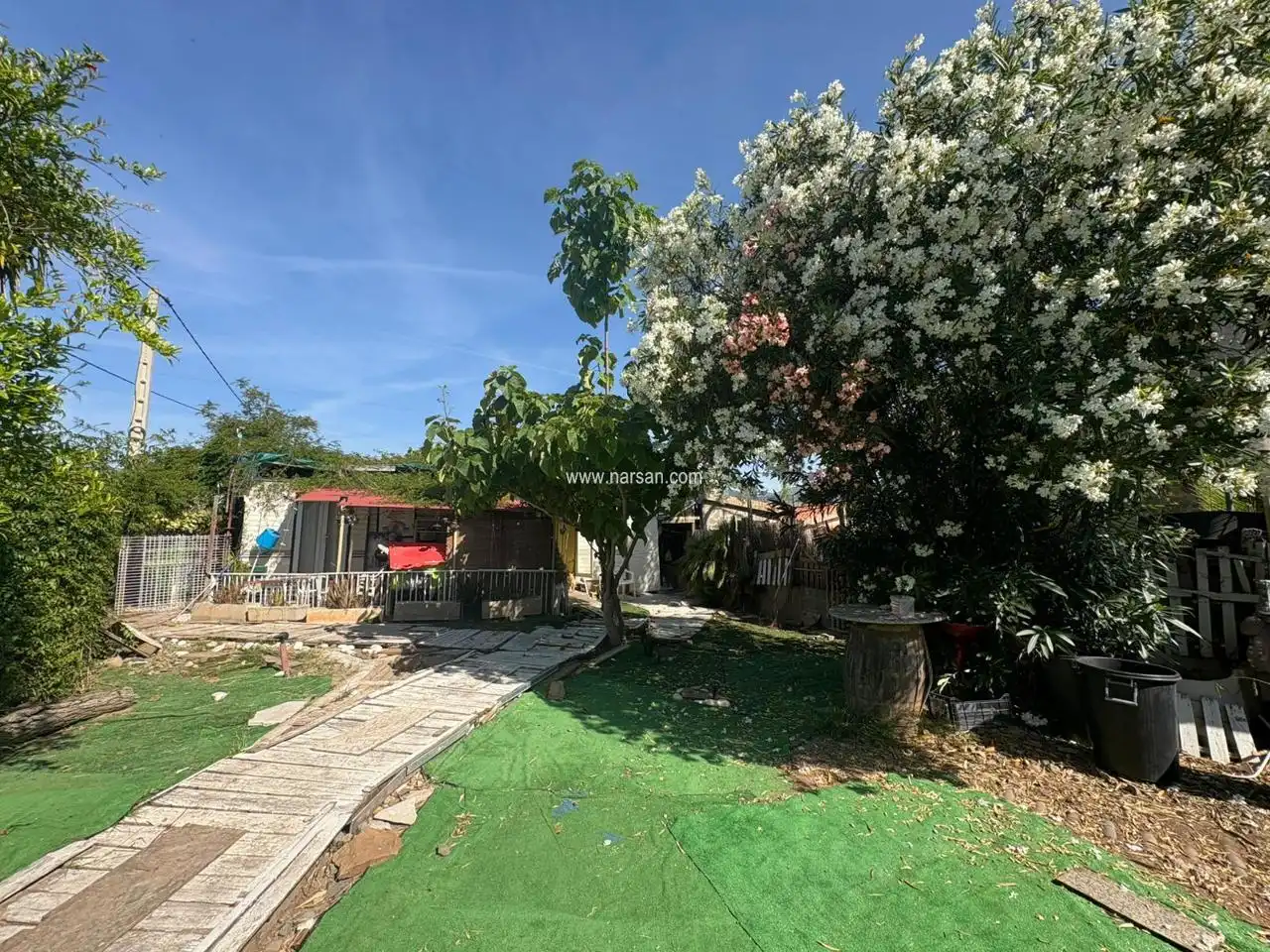 Terreny rústic en venda a Camí de la Travessera
