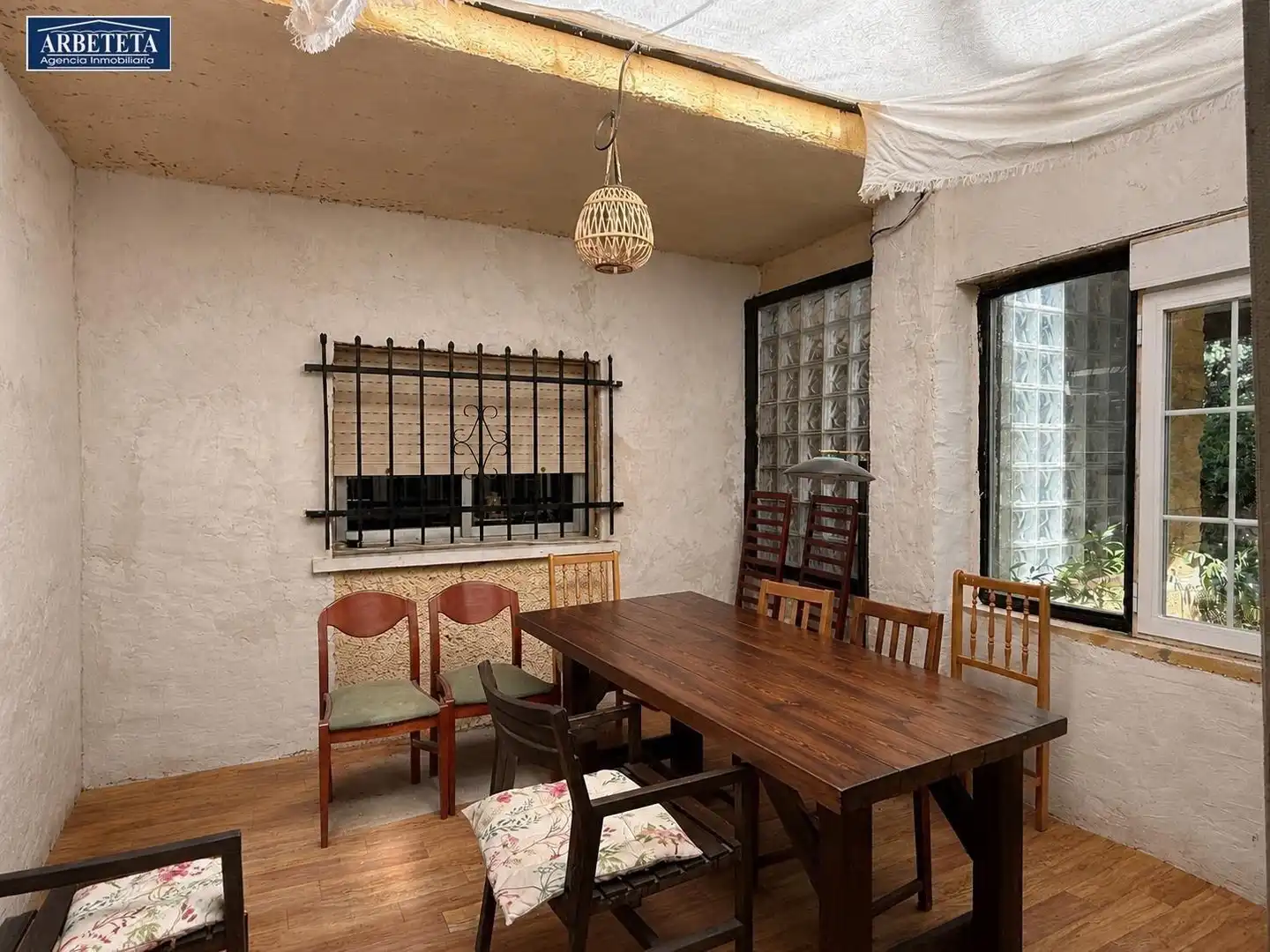 Comedor de Casa adosada en venta en Trijueque con Calefacción, Jardín privado y Trastero