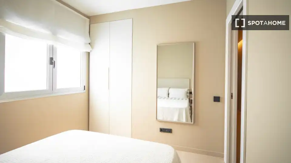 Dormitori de Apartament per a compartir en Las Palmas de Gran Canaria amb Aire condicionat, Terrassa i Moblat