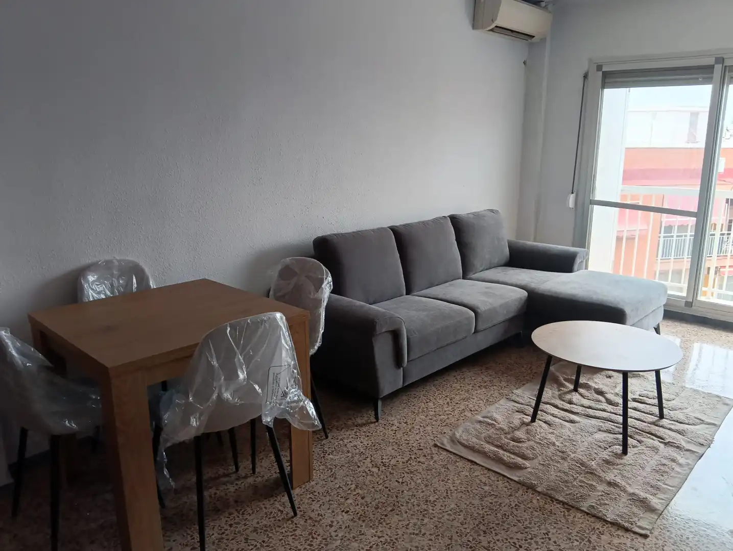 Wohnzimmer von Wohnung zur Miete in Quart de Poblet mit Klimaanlage, Möbliert und Ofen