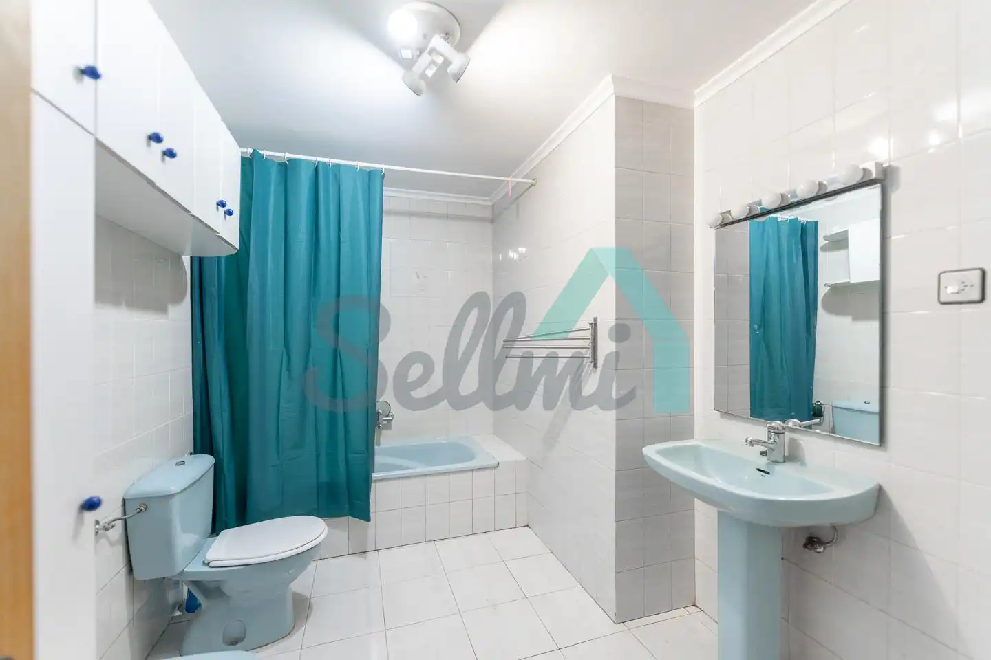 Bathroom of Flat for rent in Siero  with Heating, Balcony and Pets allowed