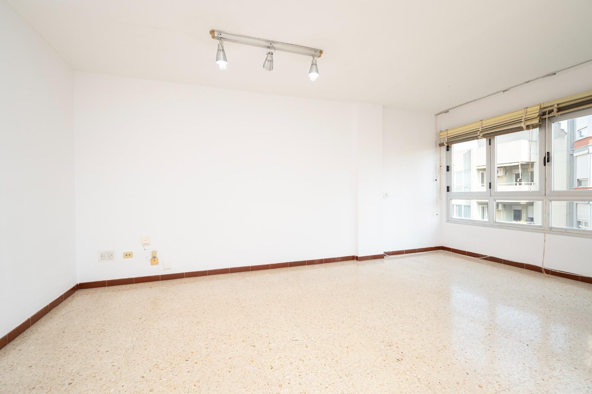 Sala d'estar de Pis en venda en  Palma de Mallorca amb Balcó