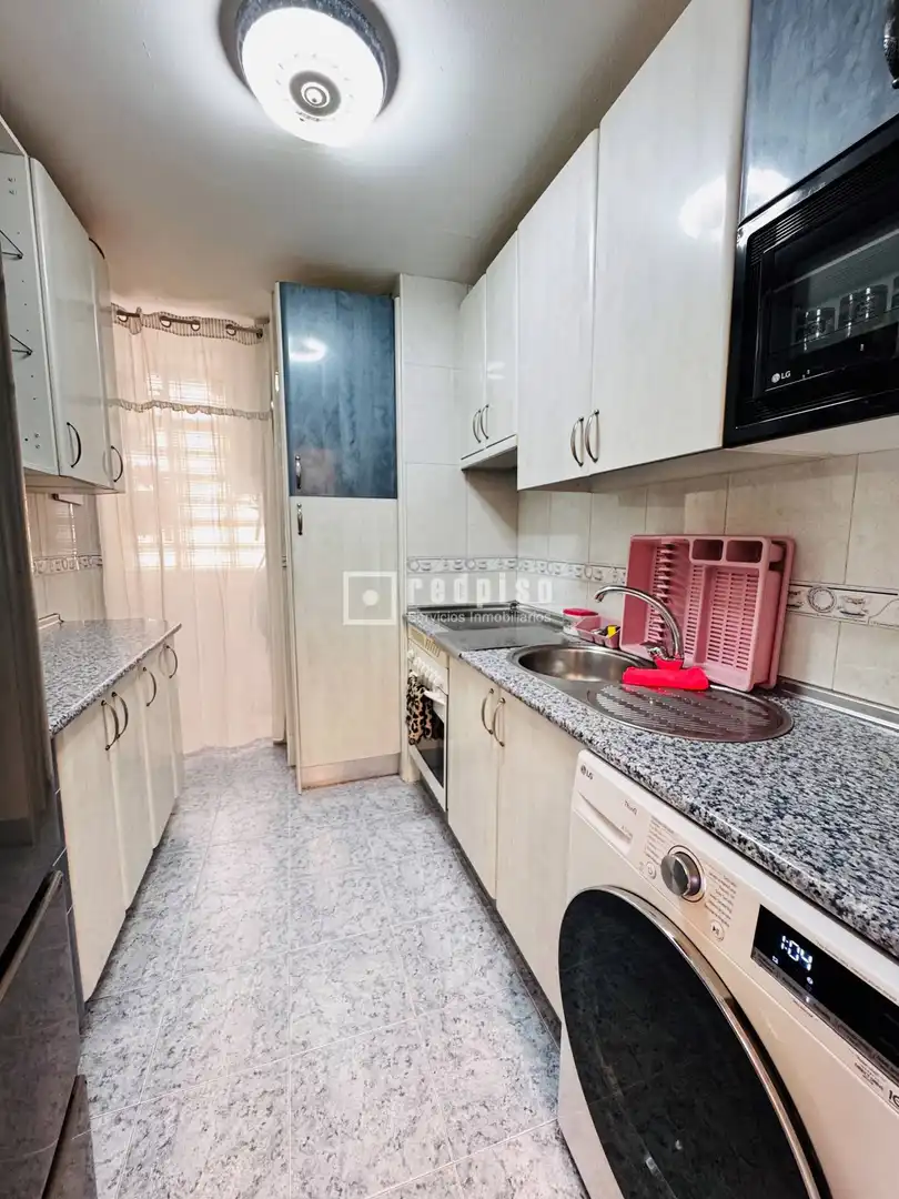 Cocina de Piso en venta en Fuenlabrada con Aire acondicionado y Calefacción