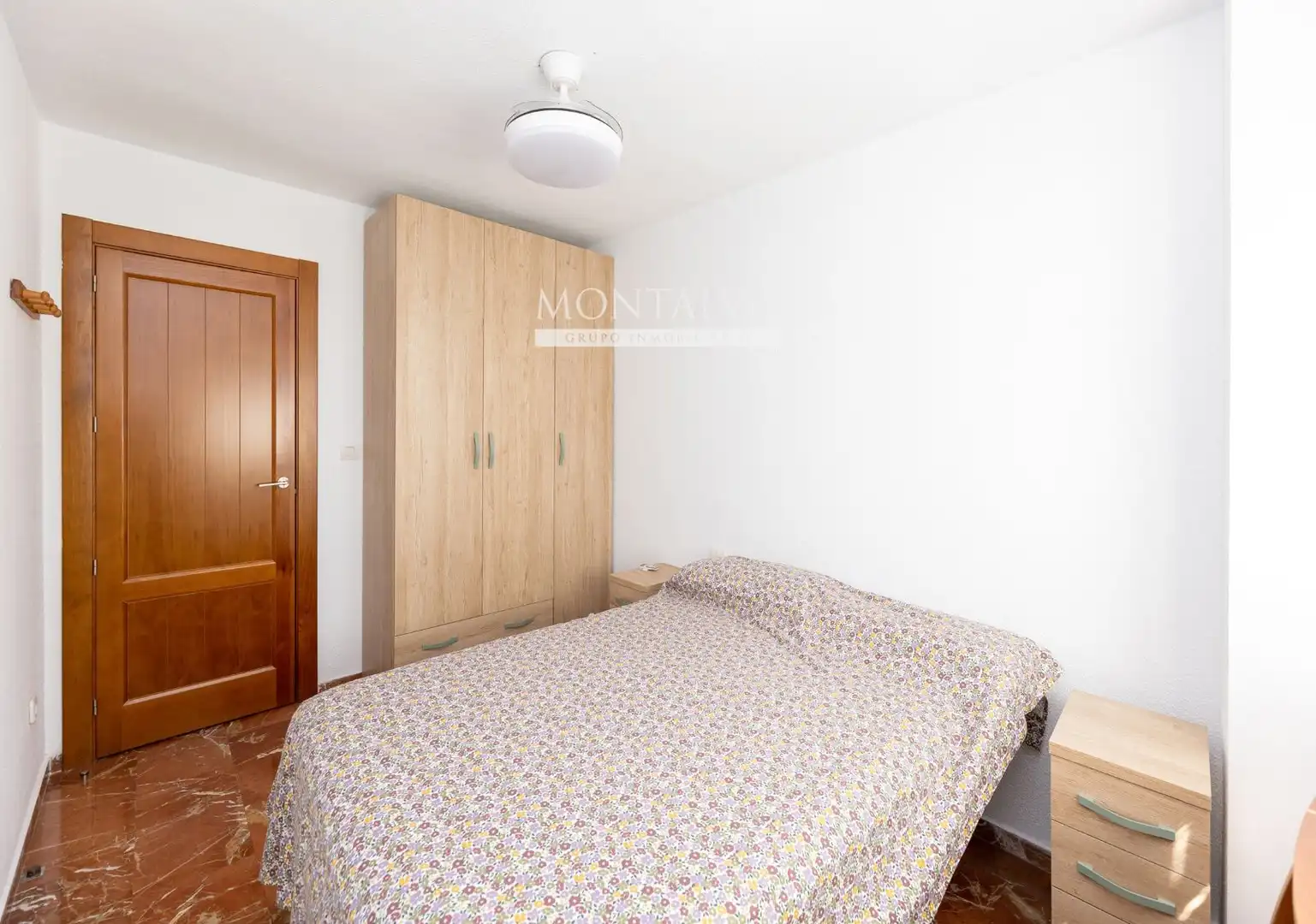 Schlafzimmer von Wohnung zur Miete in Granada mit Klimaanlage, Schwimmbad und Möbliert