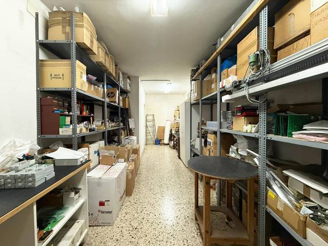 Local comercial en Venta en Gran Via de les Corts Catalanes en El Besós i el Maresme
