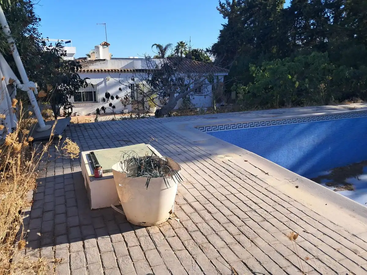 Xalet amb piscina en venda a Selwo, imagen 2