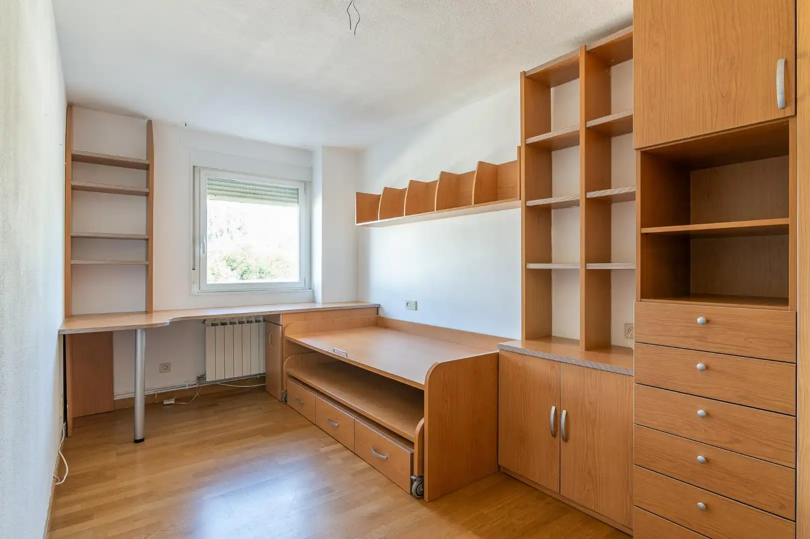 Flat for sale in Calle del Lago, Mendillorri