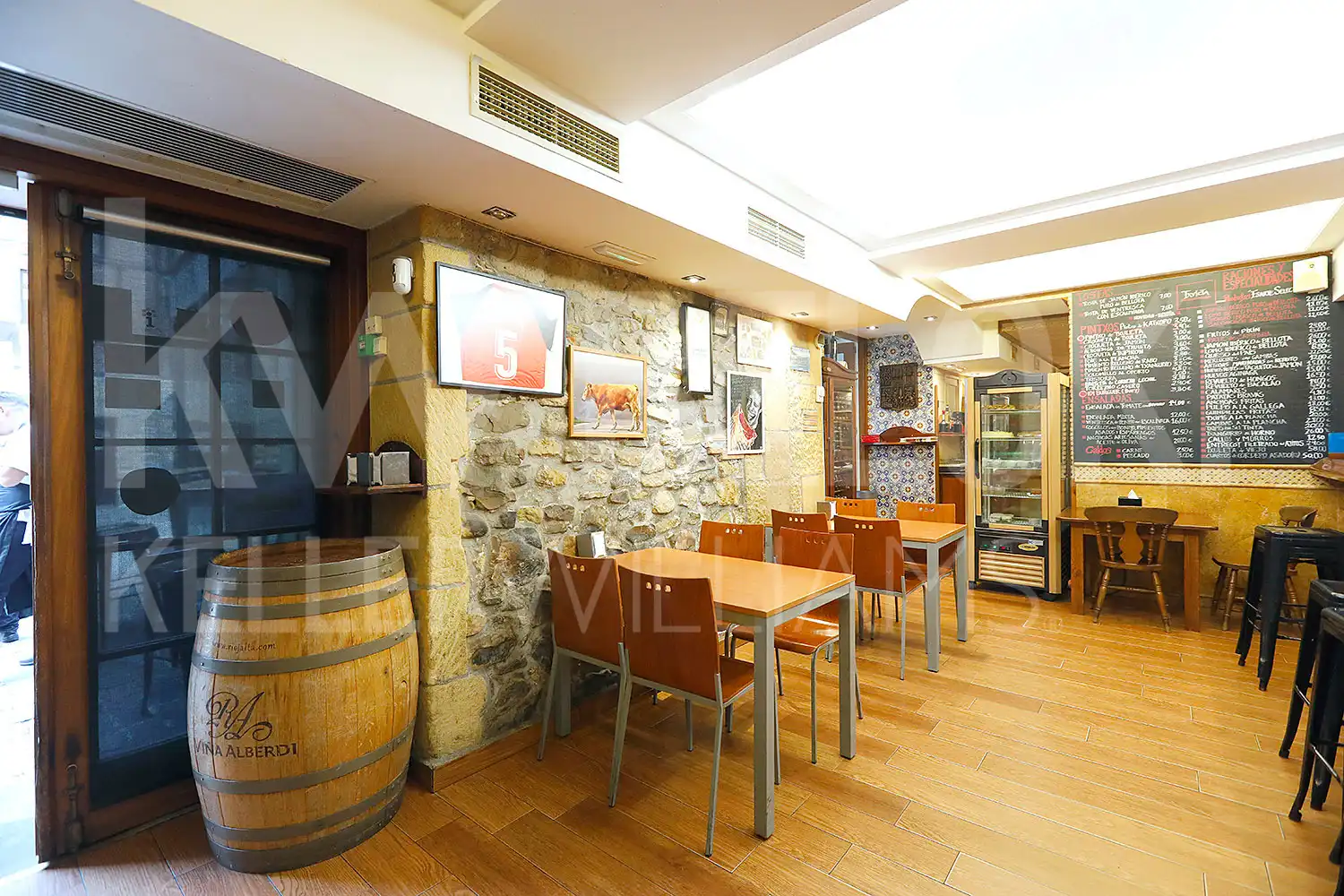 Business premises for sale in Parte Vieja, imagen 3