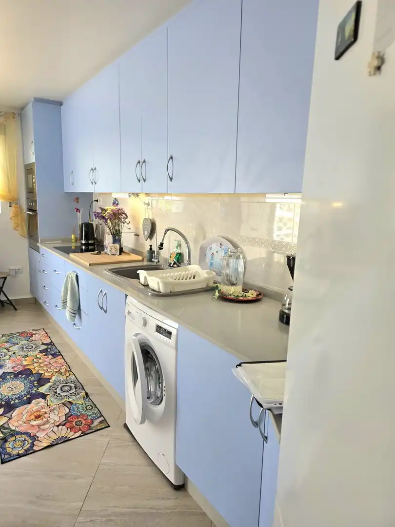 Cuina de Casa o xalet en venda en Torrevieja amb Aire condicionat, Jardí privat i Terrassa