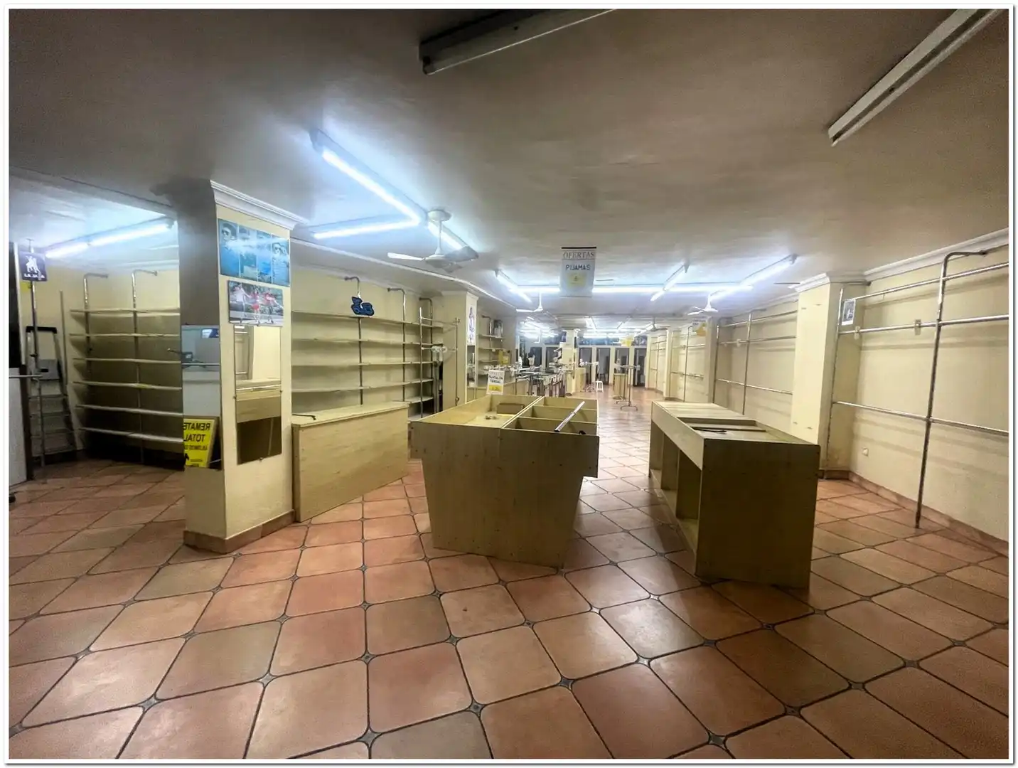 Local comercial en alquiler en Centro