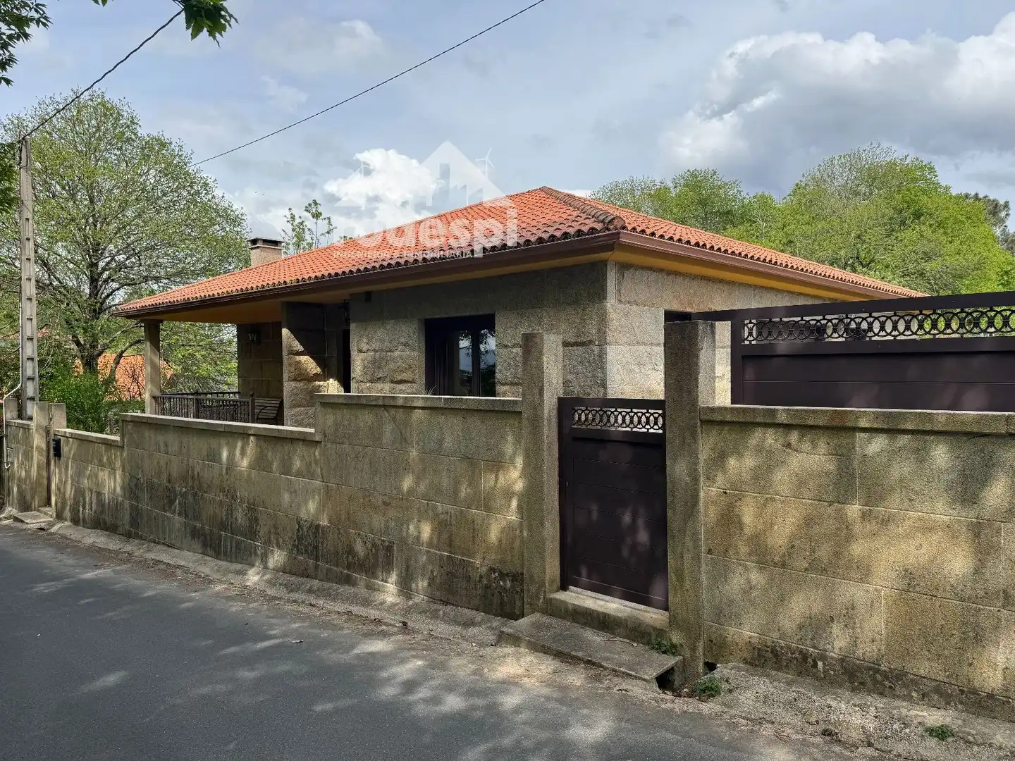 Vista exterior de Casa o chalet en venta en Covelo con Calefacción, Trastero y Amueblado