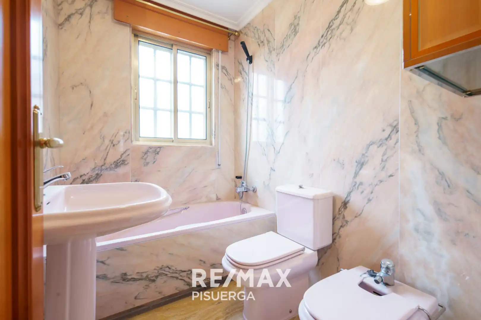 Chalet con jardín en venta en Calle Castilla y León 1, imagen 37