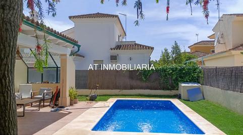 Foto 4 de Casa o chalet en venta en Avenida Alcalde Eduardo Ruiz G, El Águila, Cádiz