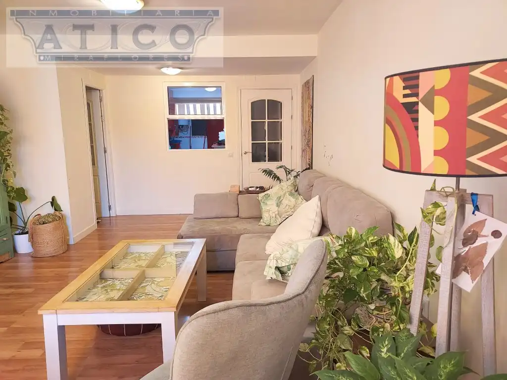 Sala de estar de Piso en venta en Sevilla con Aire acondicionado, Jardín privado y Piscina