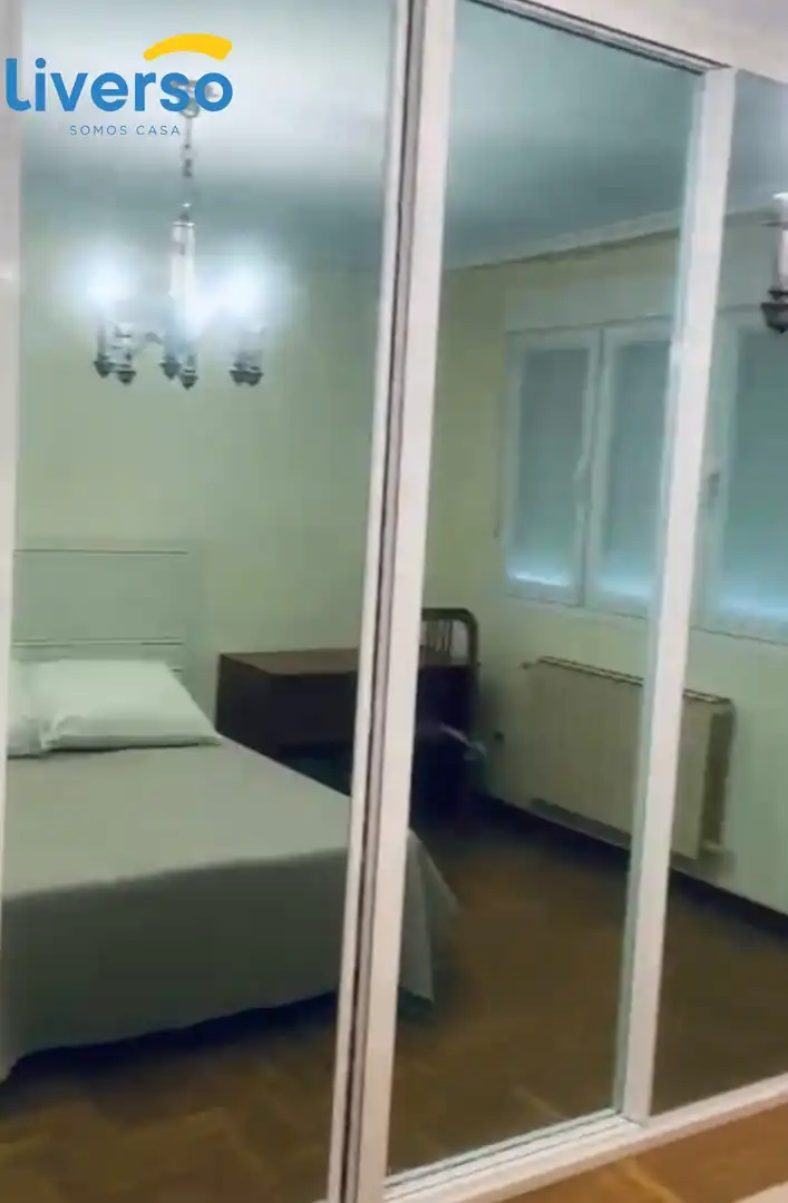 Bedroom of Flat for rent in Burgos  with Heating and Furnished