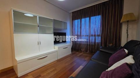 Foto 4 de Apartament de lloguer a Avenida Bruselas, HUCA - La Cadellada, Asturias