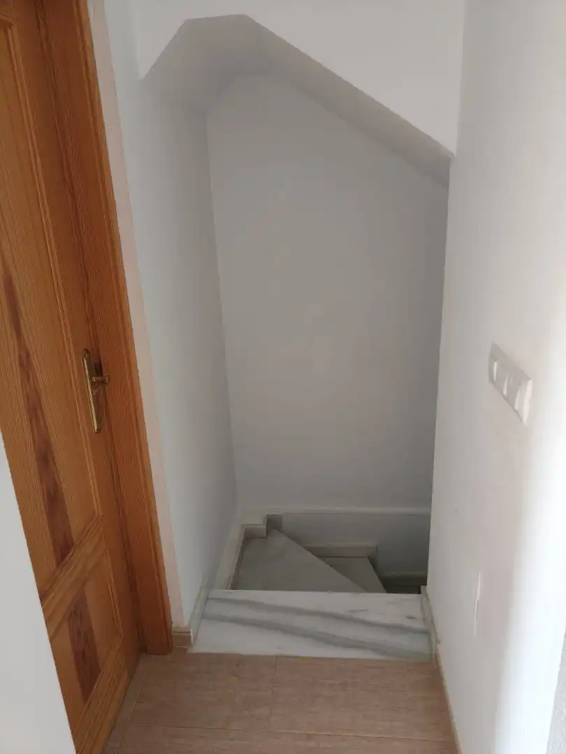 Einfamilien-Reihenhaus zum Verkauf in Murcia mit Privatgarten, Terrasse und Abstellraum