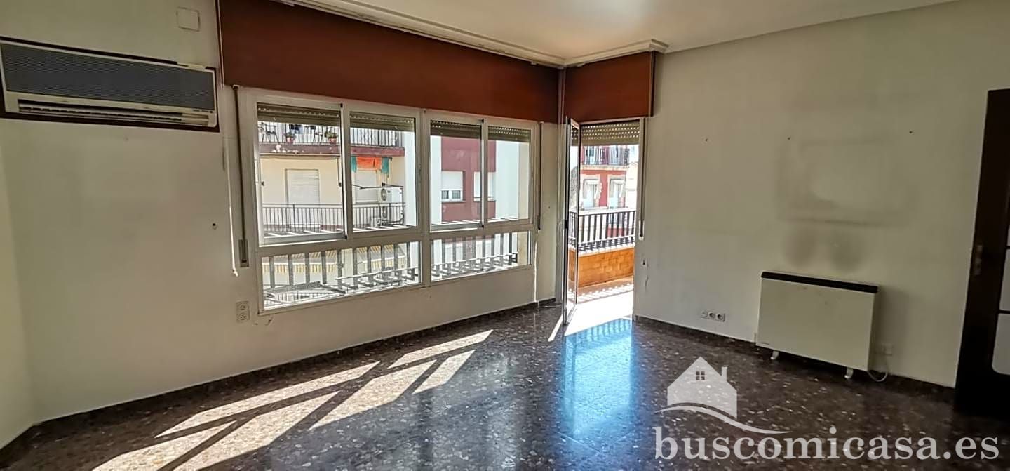 Flat to rent in Isaac Peral, Centro ciudad