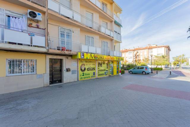 Piso en Venta en Avenida ANDALUCIA en Angustias - Chana - Encina