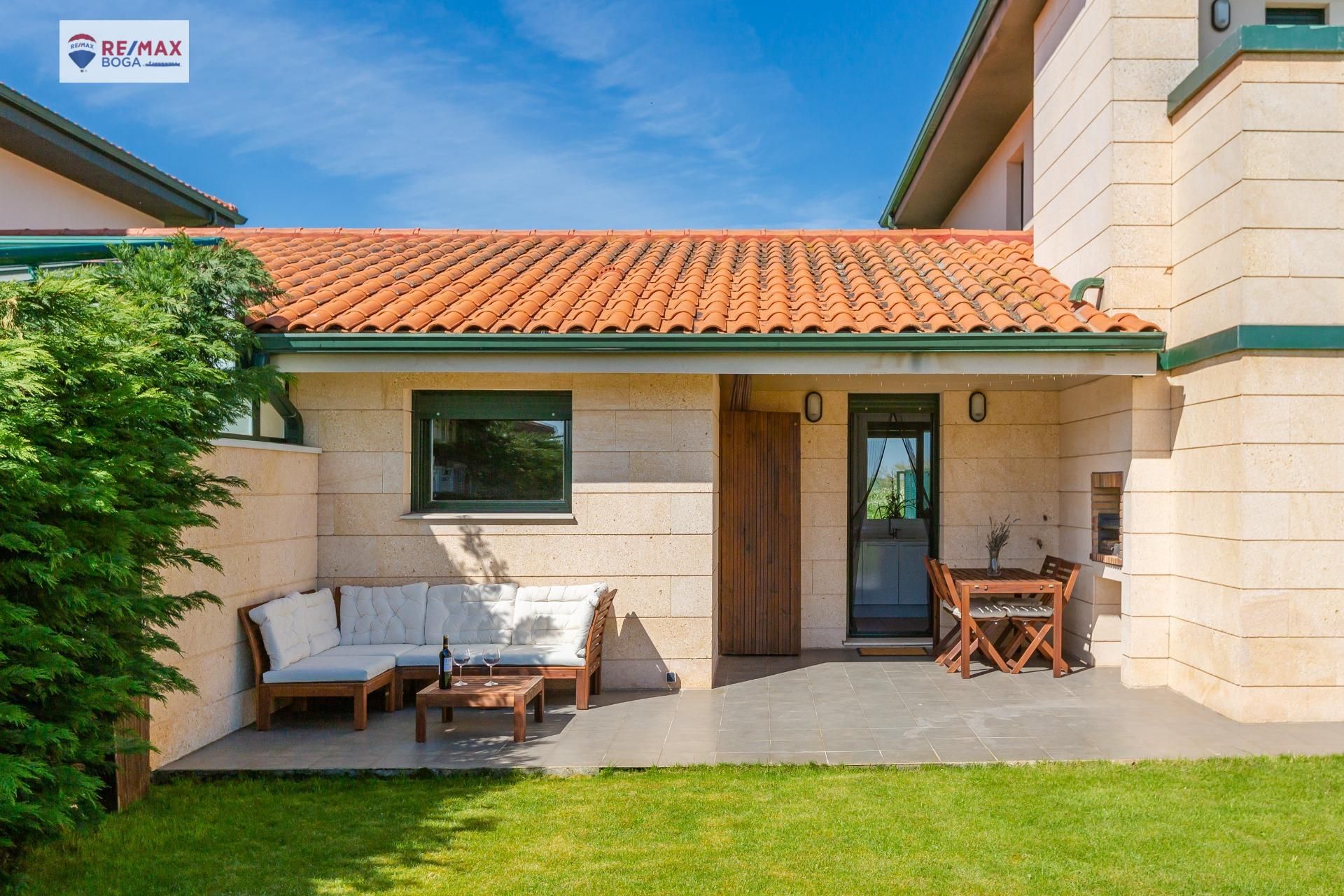 Garden of Single-family semi-detached for sale in Cirueña  with Heating, Private garden and Terrace
