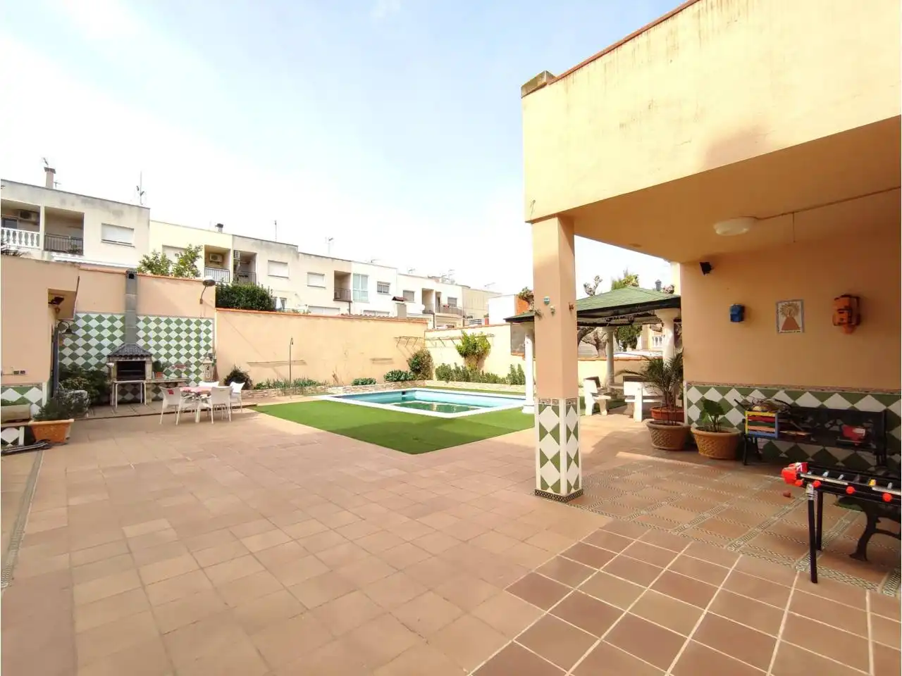 Piscina de Casa o xalet en venda en Torrelavit amb Calefacció, Jardí privat i Terrassa