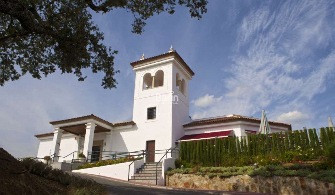 Exterior view of Building for sale in  Córdoba Capital