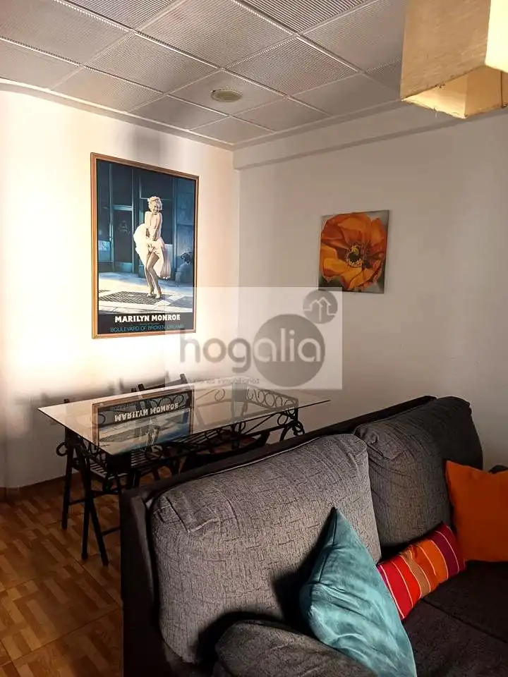 Flat with lift to rent in San Pablo - Santa Justa, imagen 3