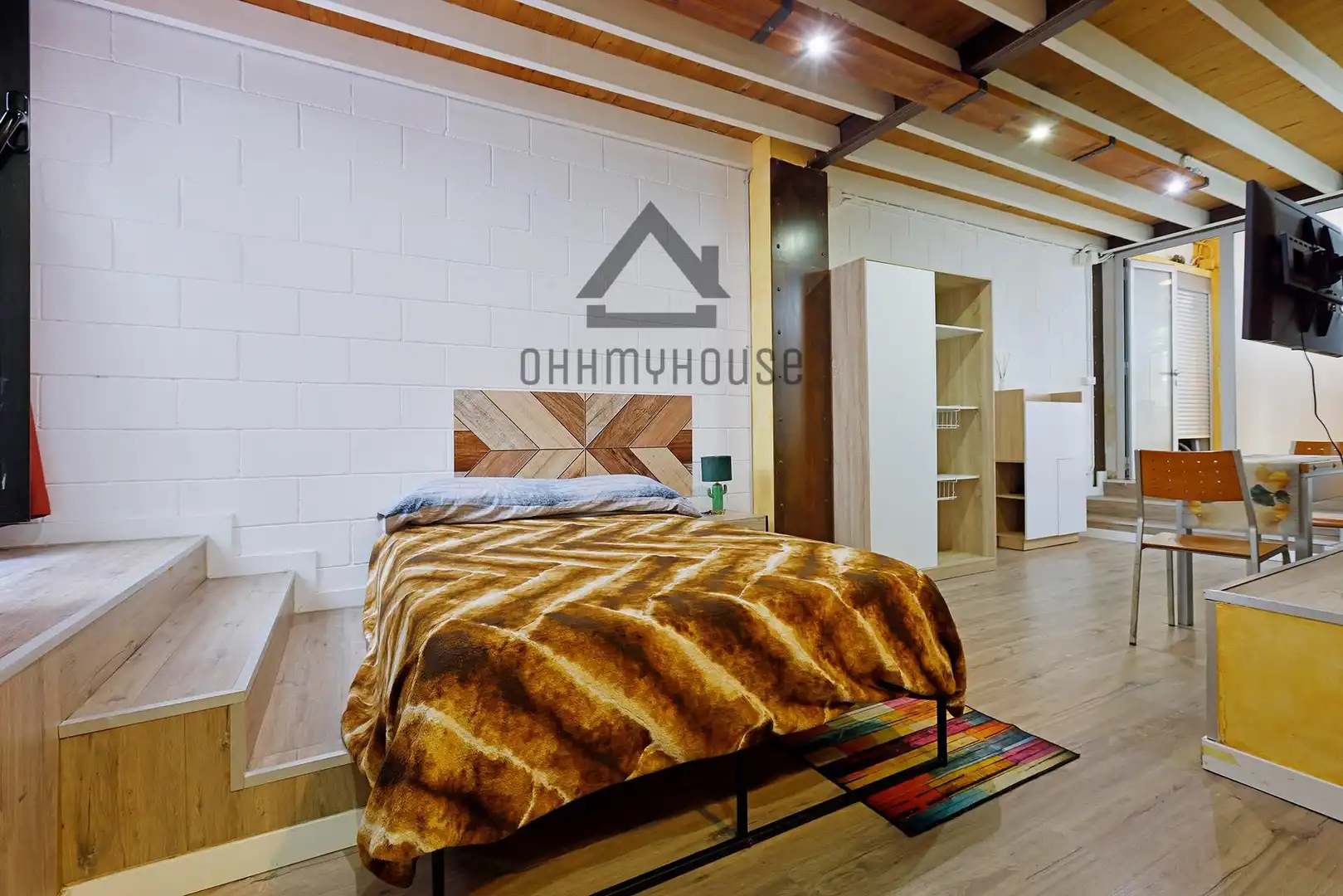 Duplexes for sale in Barcelona  with Air Conditioner, Parquet flooring and Terrace