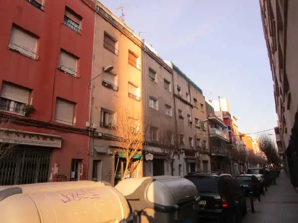 Vista exterior de Piso en venta en L'Hospitalet de Llobregat