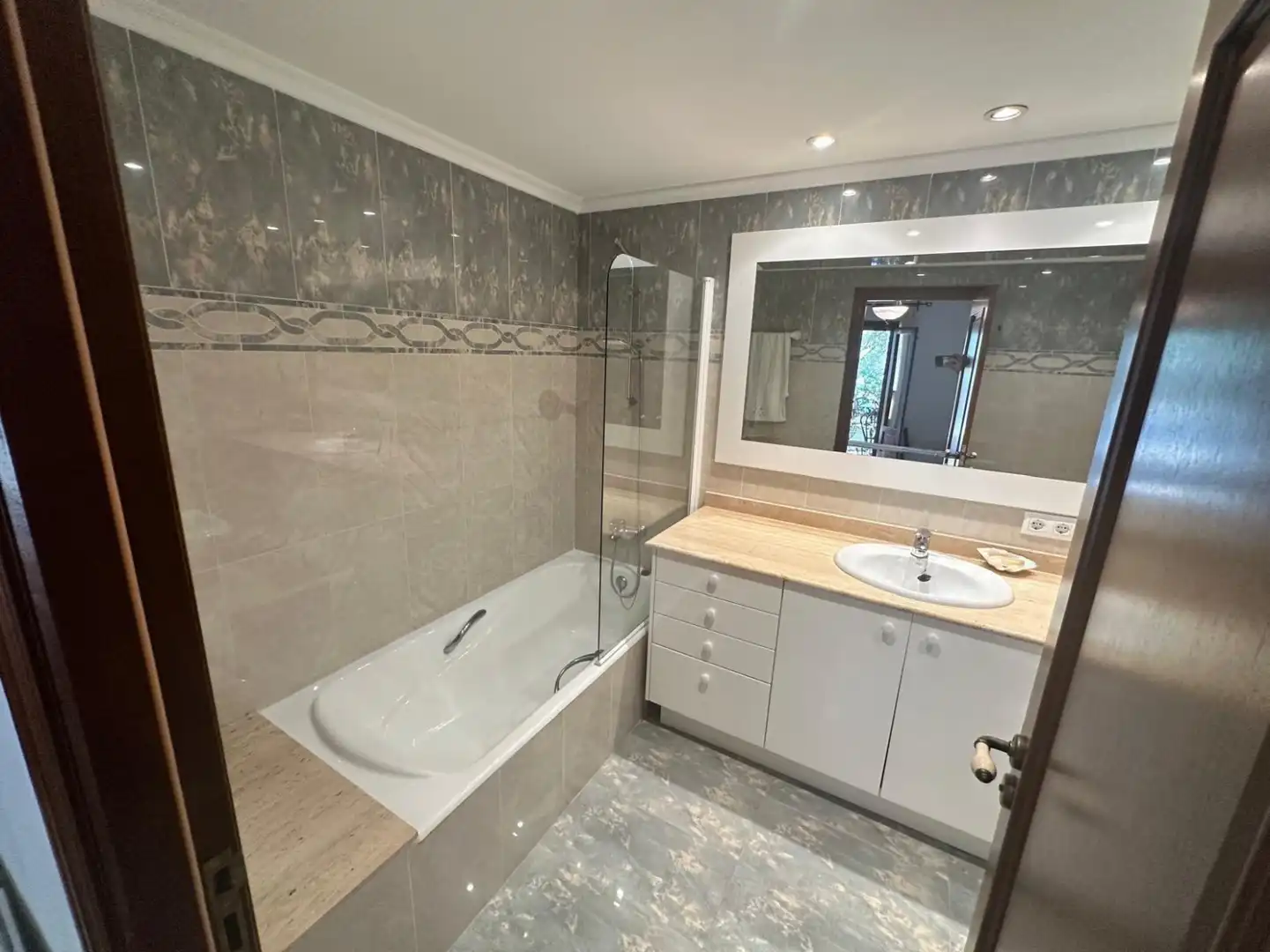 Badezimmer von Wohnung zur Miete in Can Picafort