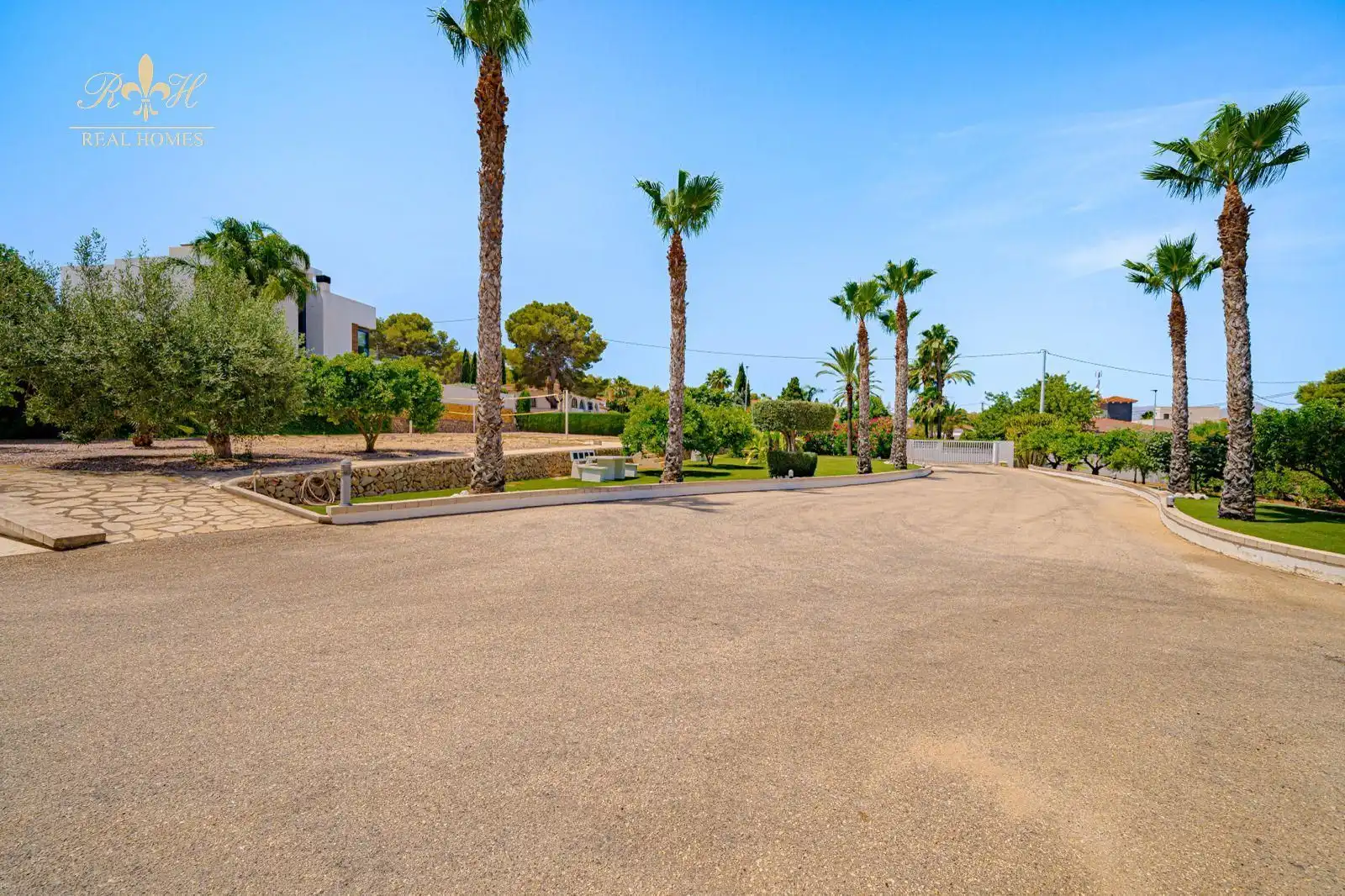 Exterior view of Houses for sale in L'Alfàs del Pi  with Air Conditioner, Terrace and Swimming Pool