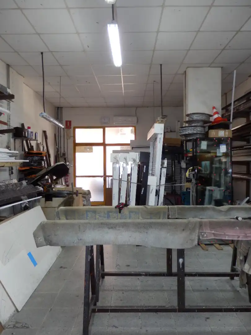 Local en venta en Valencia con Aire acondicionado y Amueblado