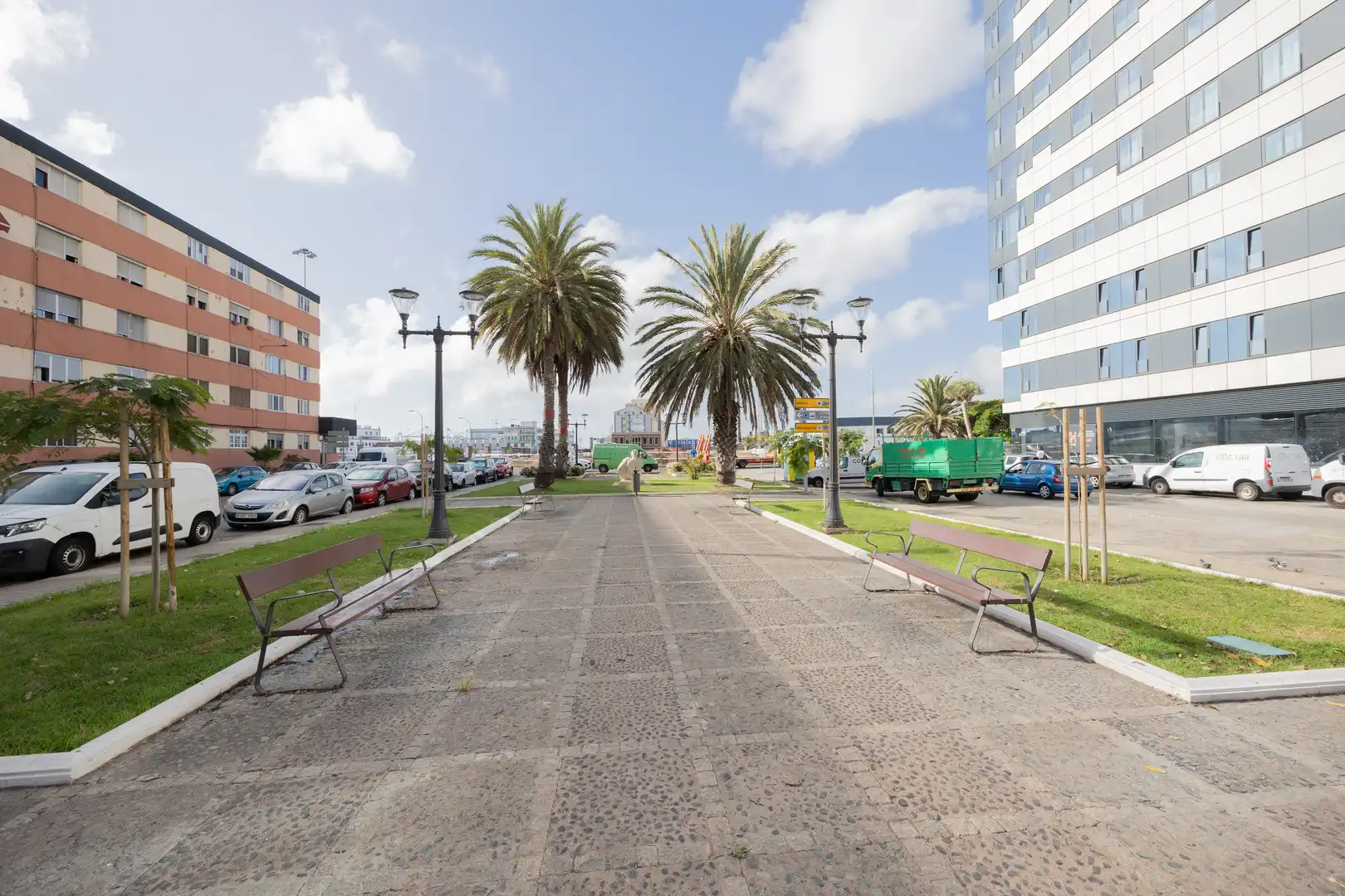 Vista exterior de Pis de lloguer en Las Palmas de Gran Canaria amb Aire condicionat, Traster i Piscina
