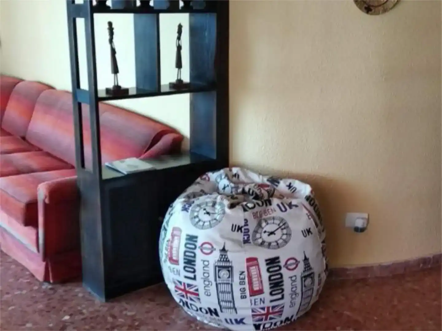Wohnzimmer von Wohnung zur Miete in  Valencia Capital mit Klimaanlage, Schwimmbad und Balkon