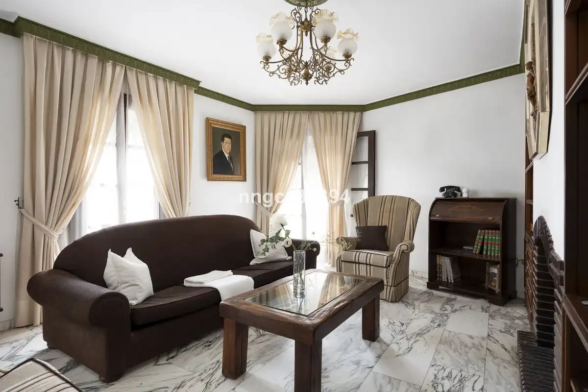 Villa mit Terrasse zum Verkauf in Calle Jerez 1, imagen 3