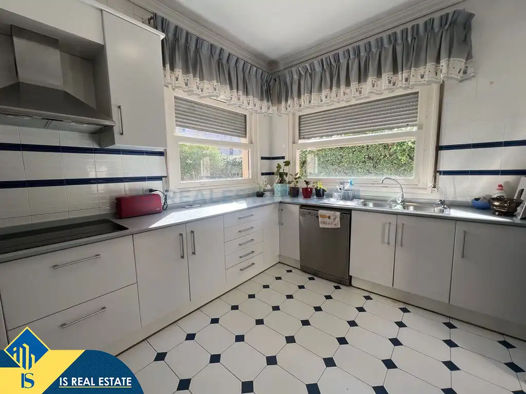Kitchen of Houses for sale in El Puerto