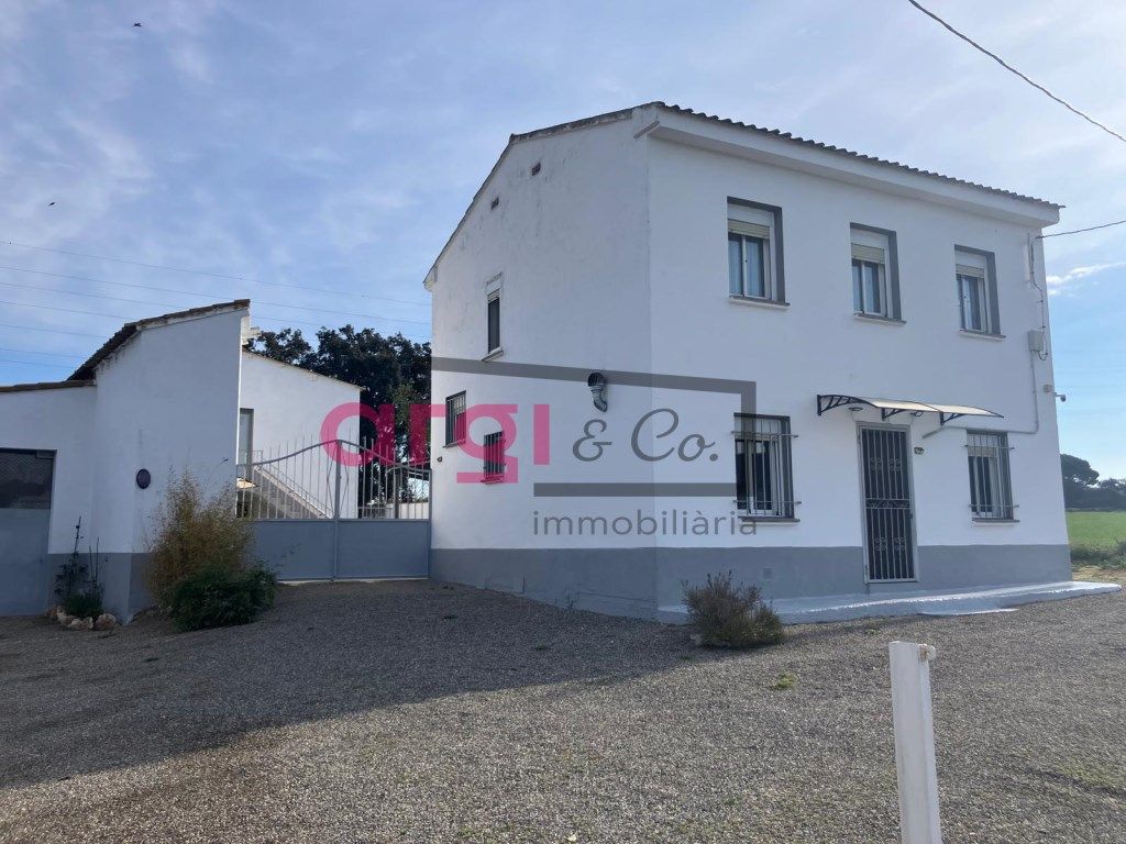 Exterior view of House or chalet for sale in Monzón